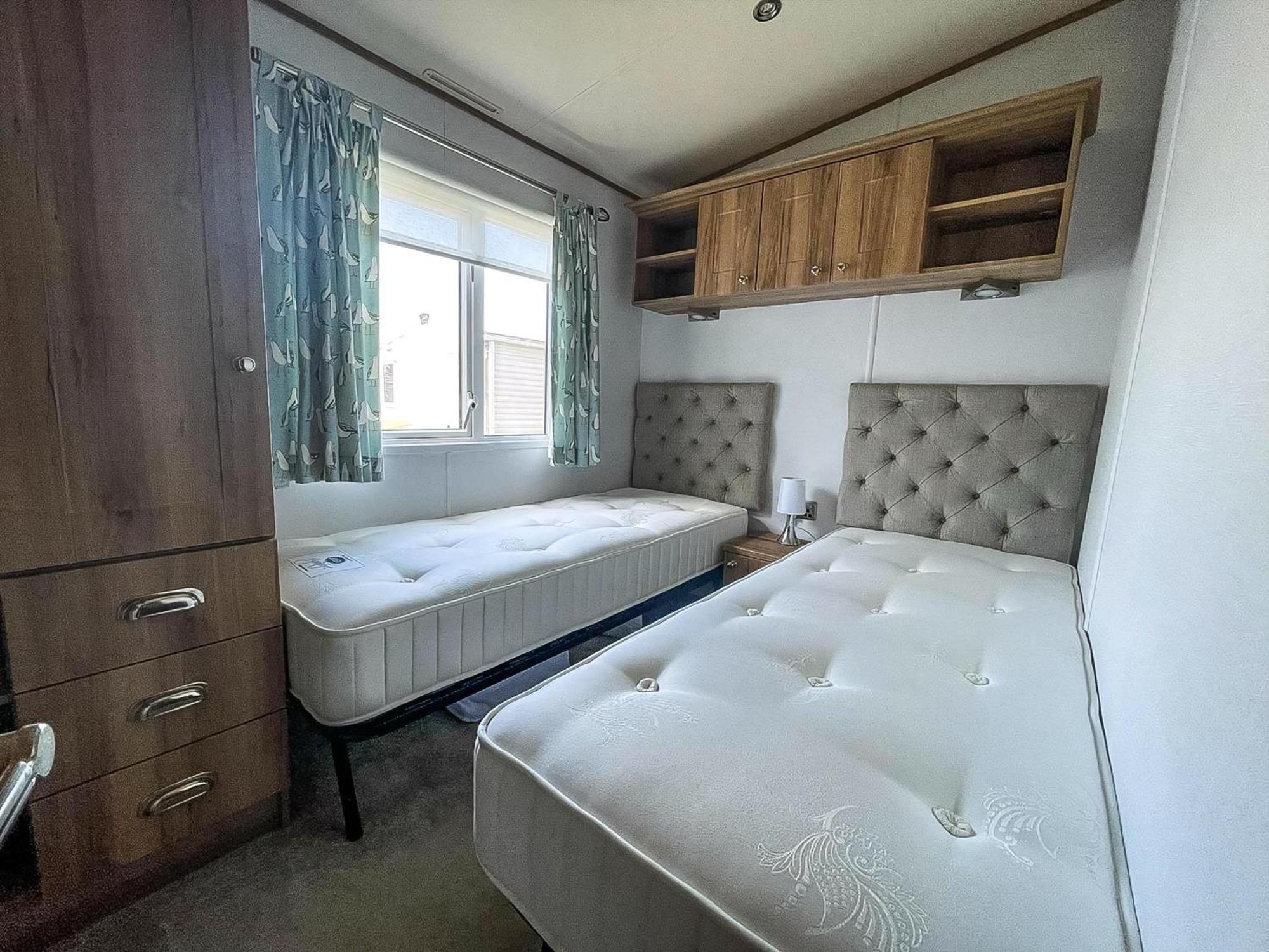 Beautiful Caravan With Decking At Carlton Meres Holiday Park, Suffolk Ref 60022M Сексмендем Екстер'єр фото