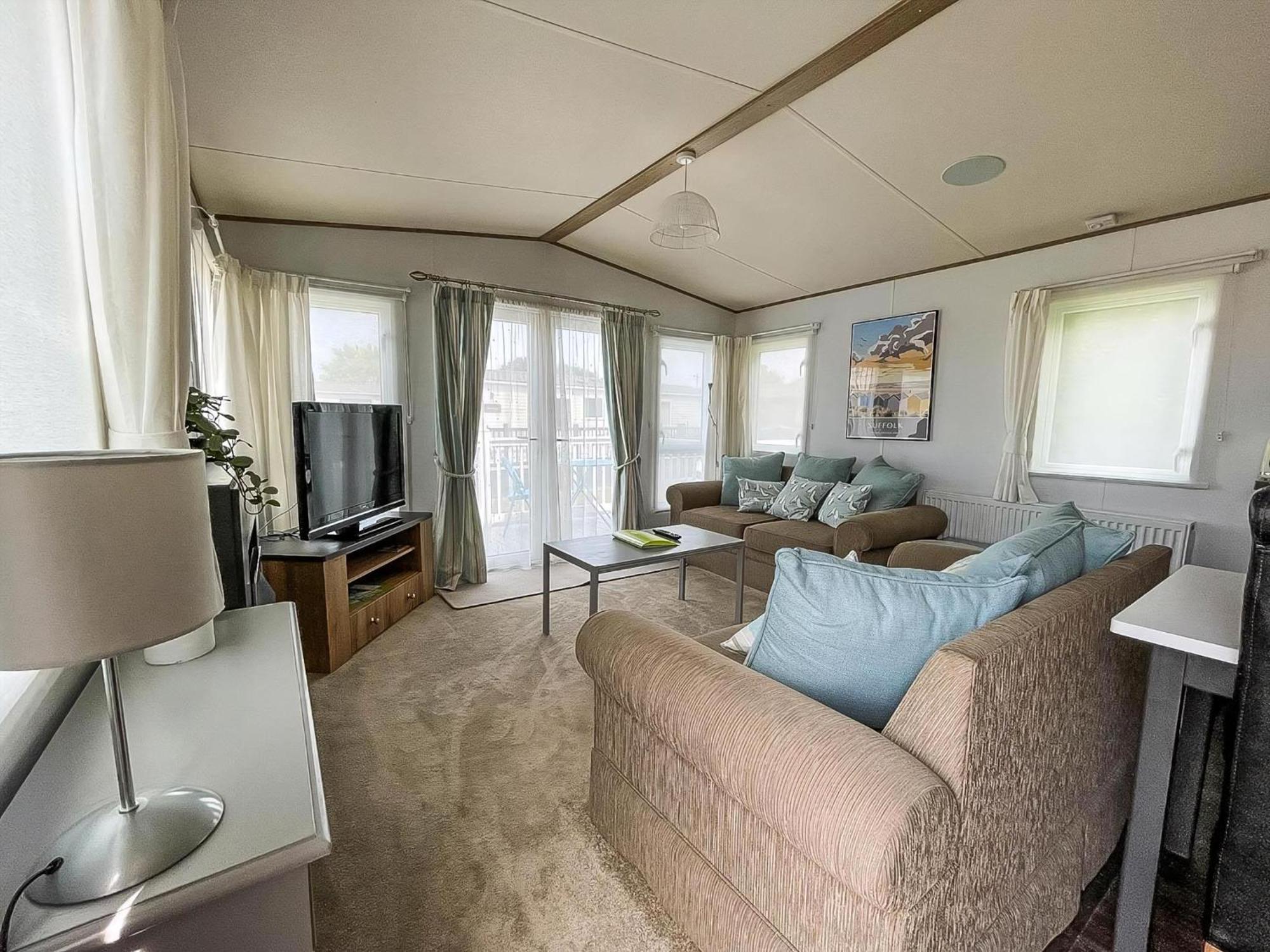 Beautiful Caravan With Decking At Carlton Meres Holiday Park, Suffolk Ref 60022M Сексмендем Екстер'єр фото